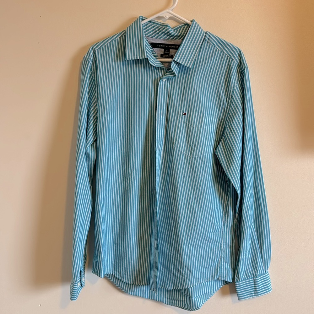 Tommy Hilfiger - Men’s Button Up Shirt. Size Medium.